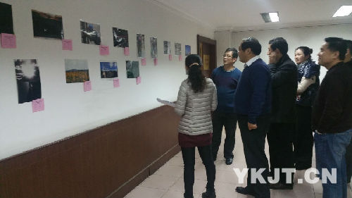 電鋁公司職工藝術作品展評活動頌奉獻精神