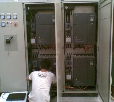 IS300伺服系統現場調試2